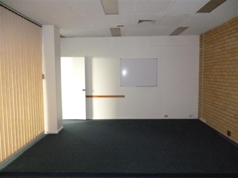 2/8 Otranto Avenue, Caloundra QLD 4551