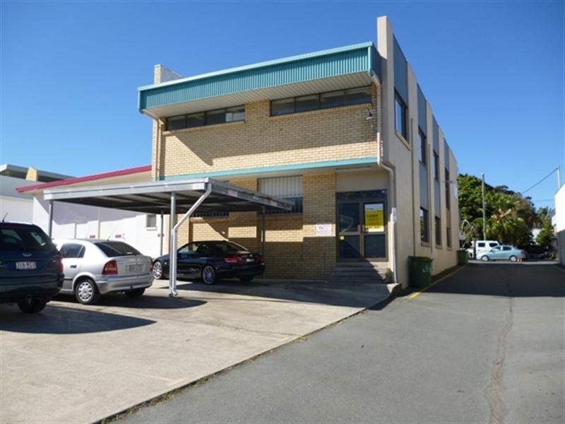 2/8 Otranto Avenue, Caloundra QLD 4551