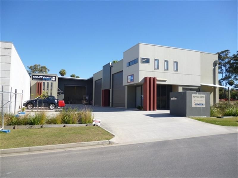 2/15 Exeter Way, Caloundra West QLD 4551