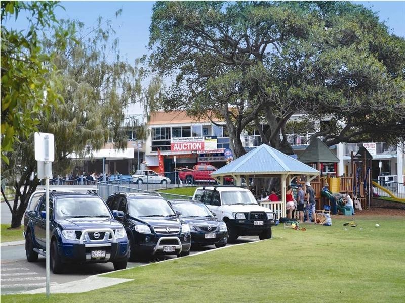 8 Seaview Terrace, Moffat Beach QLD 4551