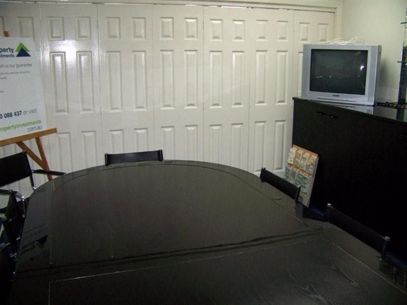 256 Nicklin Way, Warana QLD 4575