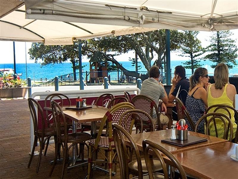 2/12 Seaview Terrace, Moffat Beach QLD 4551