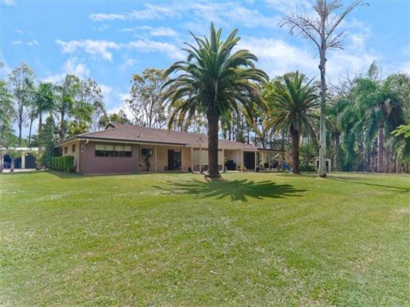 1 Rutters Road, Elimbah QLD 4516