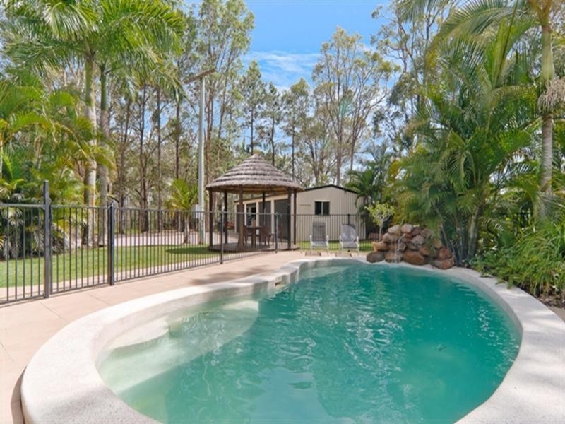 1 Rutters Road, Elimbah QLD 4516