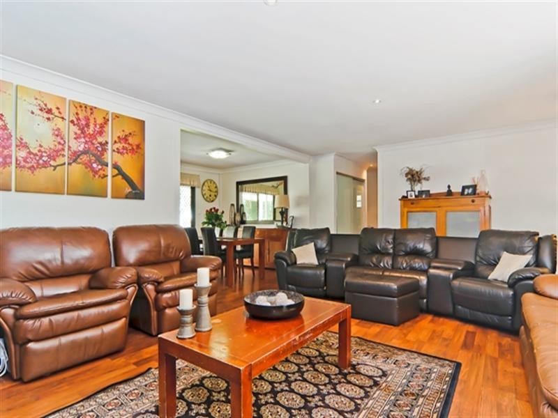 1 Rutters Road, Elimbah QLD 4516