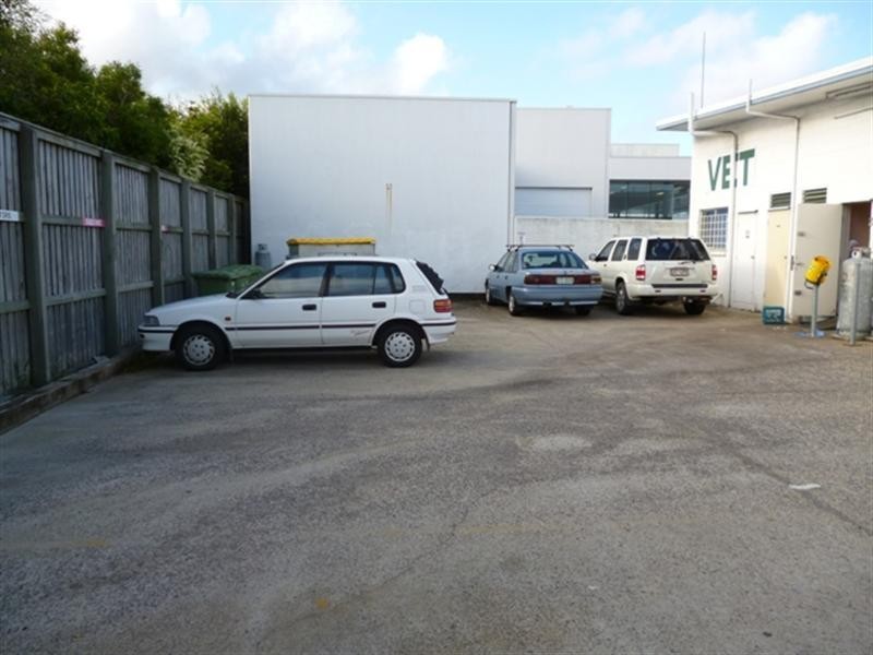 698 Nicklin Way, Currimundi QLD 4551