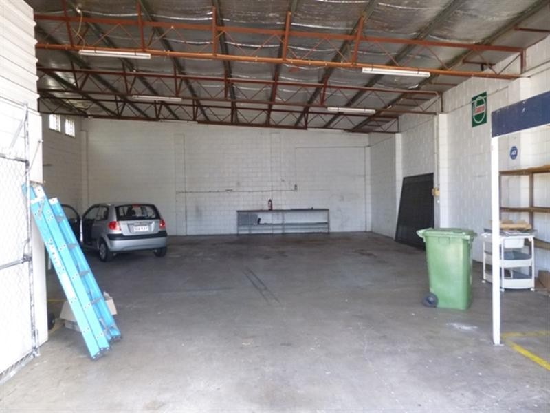 1/10 Tandem Avenue, Warana QLD 4575