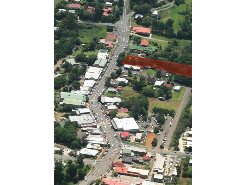 58 Maple Street, Maleny QLD 4552