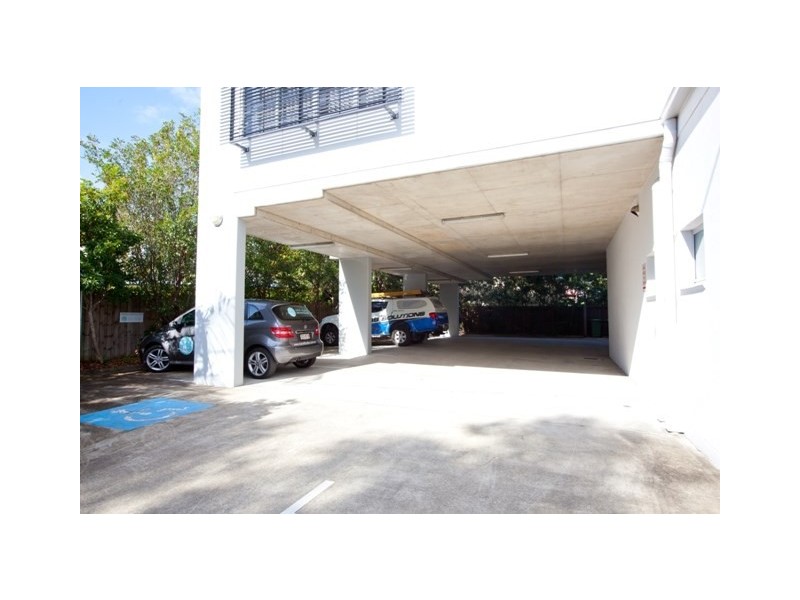 1/20 Walan Street, Mooloolaba QLD 4557