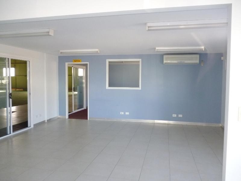 28 Deefa Street, Caloundra West QLD 4551