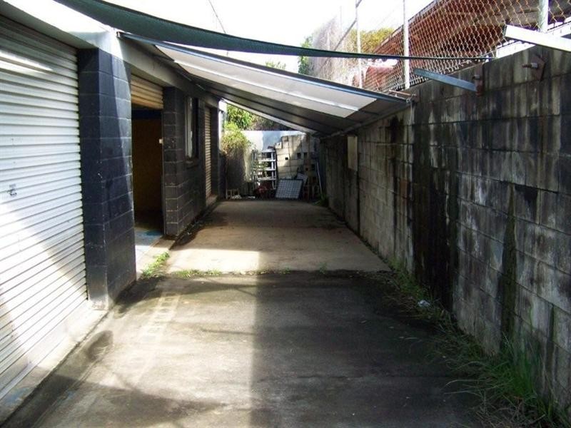 12 Daniel Street, Caloundra West QLD 4551