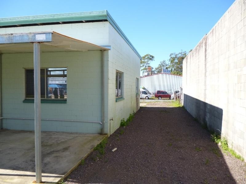 12 Bronwyn Street, Caloundra West QLD 4551