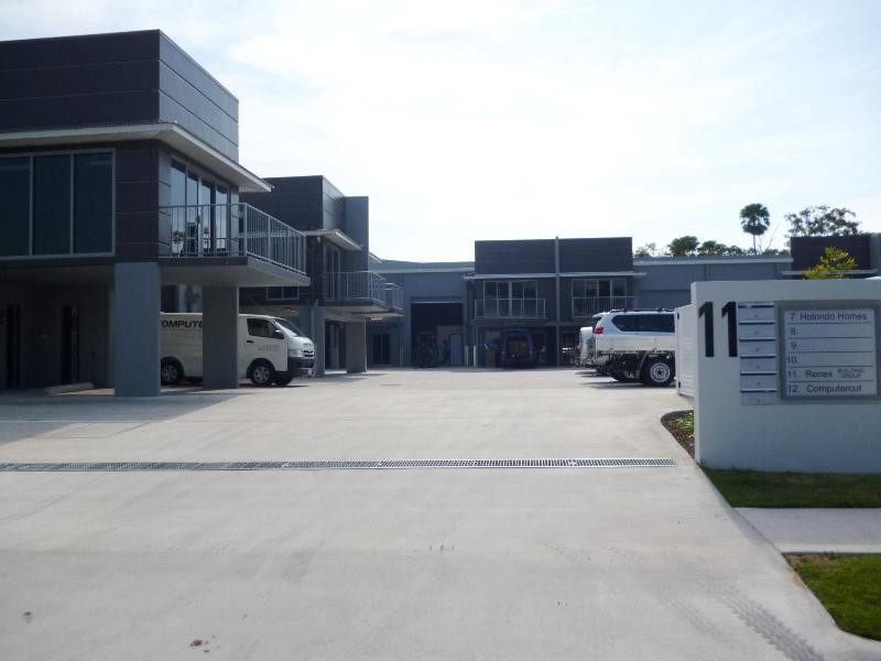 9/11 Exeter Way, Caloundra West QLD 4551