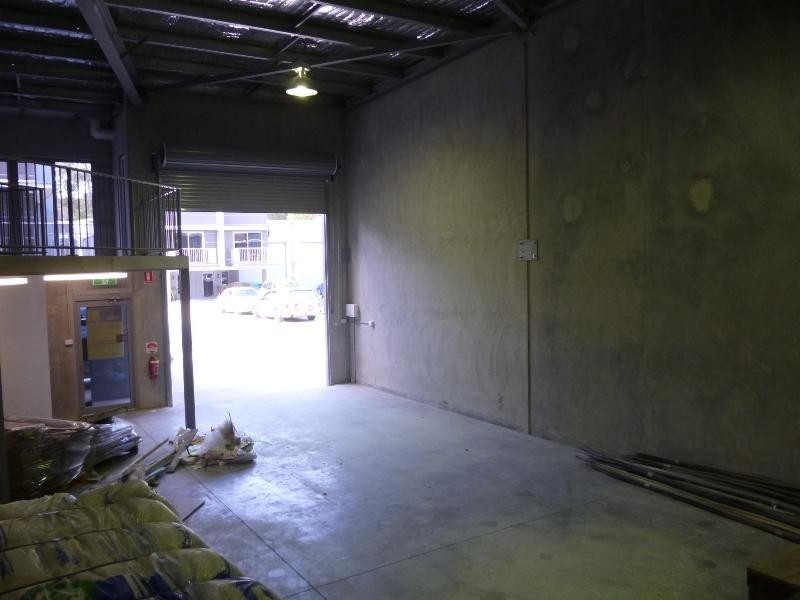 9/11 Exeter Way, Caloundra West QLD 4551