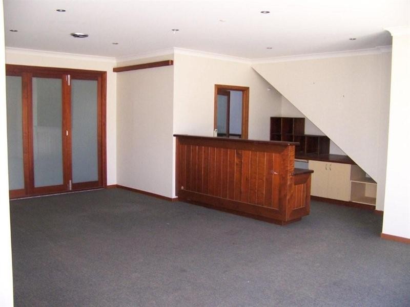 6/28 Premier Circuit, Warana QLD 4575