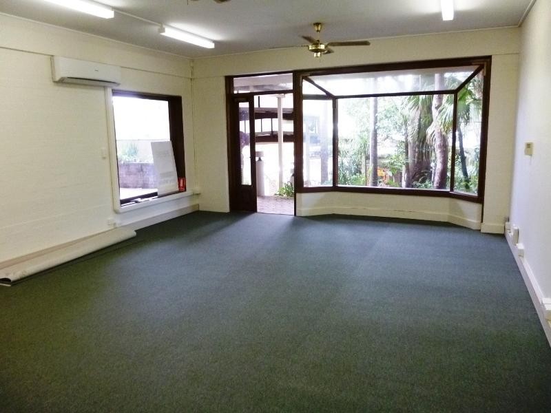 2/43 Maple Street, Maleny QLD 4552