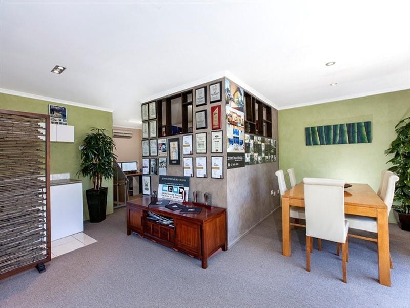 25 Mayes Avenue, Caloundra QLD 4551