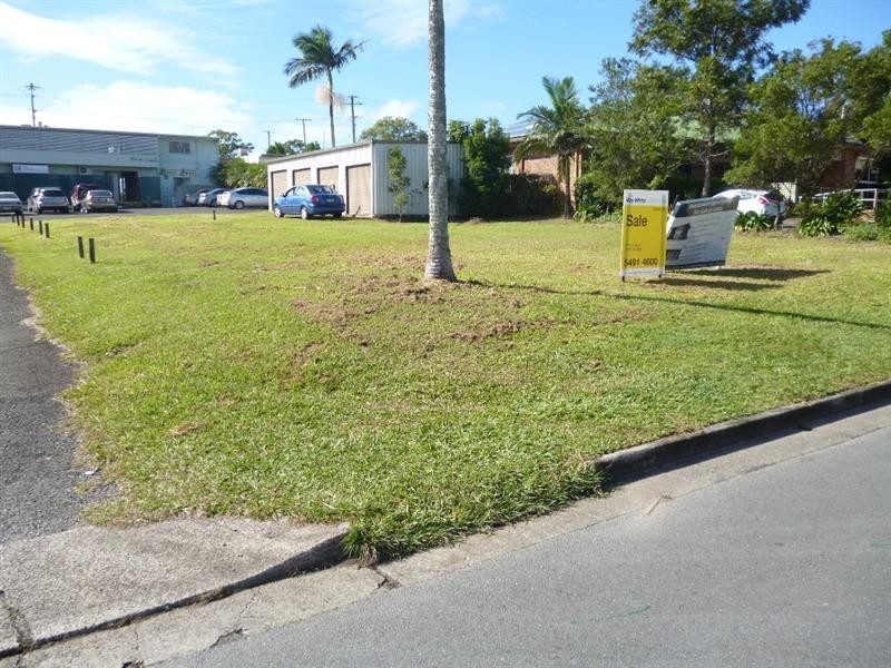 4, 5 and 6/13 Turner Street, Beerwah QLD 4519