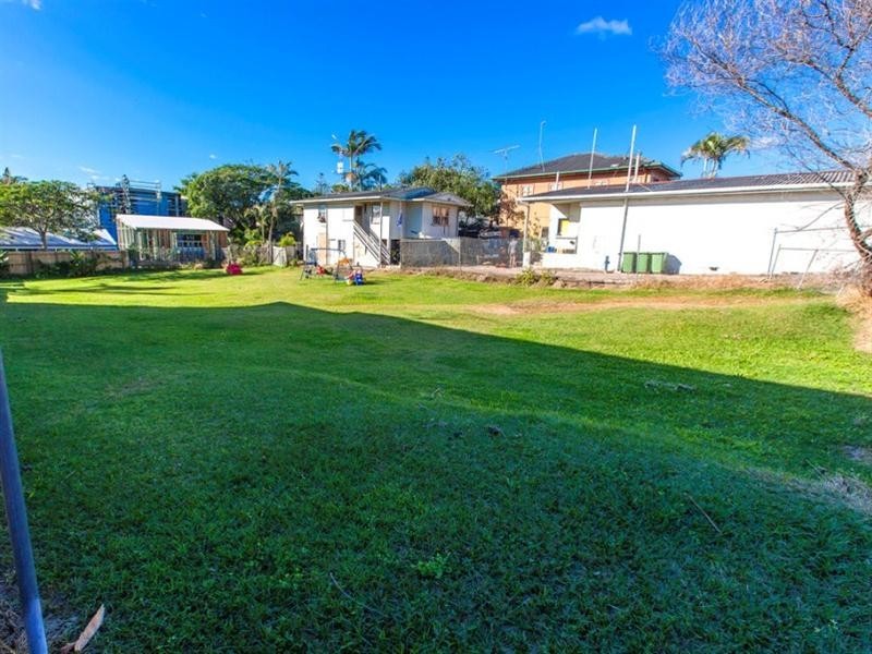 5 Roderick Street, Moffat Beach QLD 4551