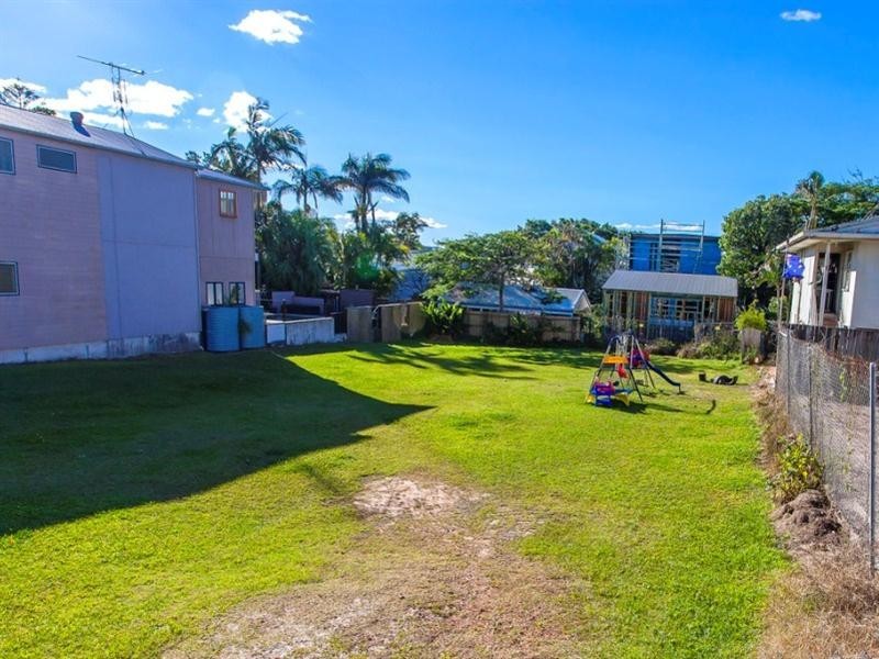 5 Roderick Street, Moffat Beach QLD 4551