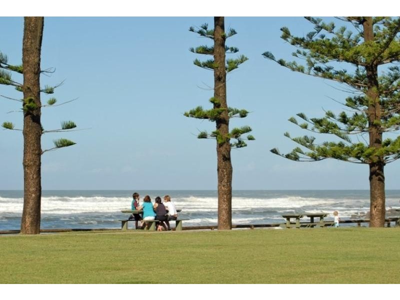 13 Buccleugh Street, Moffat Beach QLD 4551