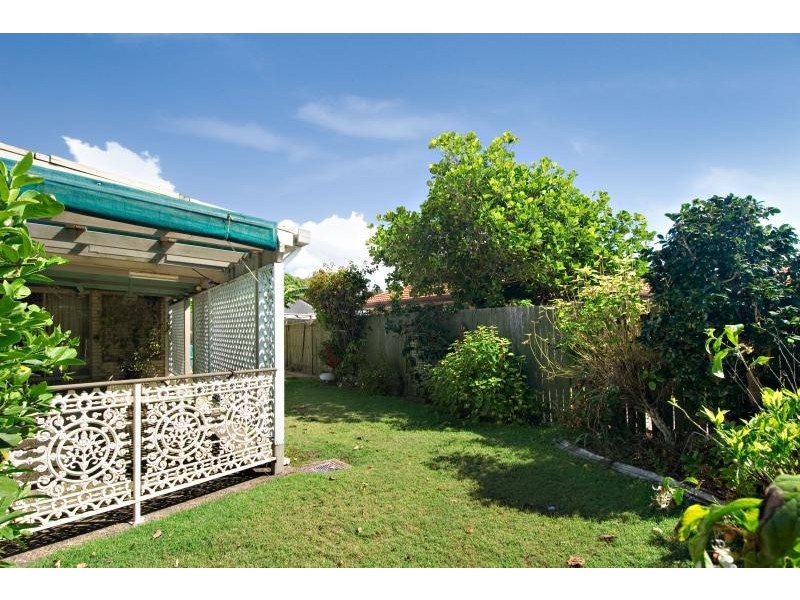11 Langura Street, Warana QLD 4575