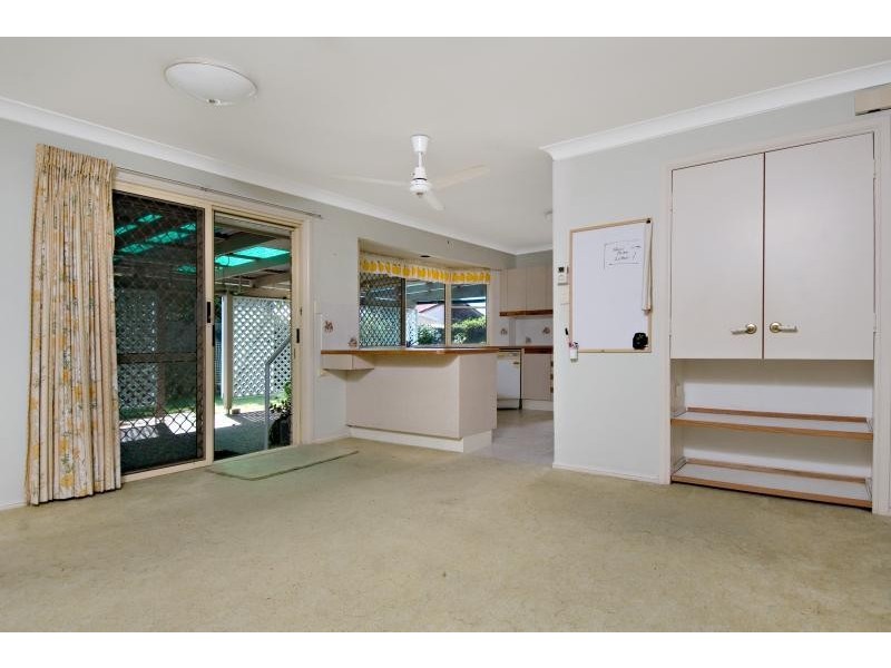 11 Langura Street, Warana QLD 4575