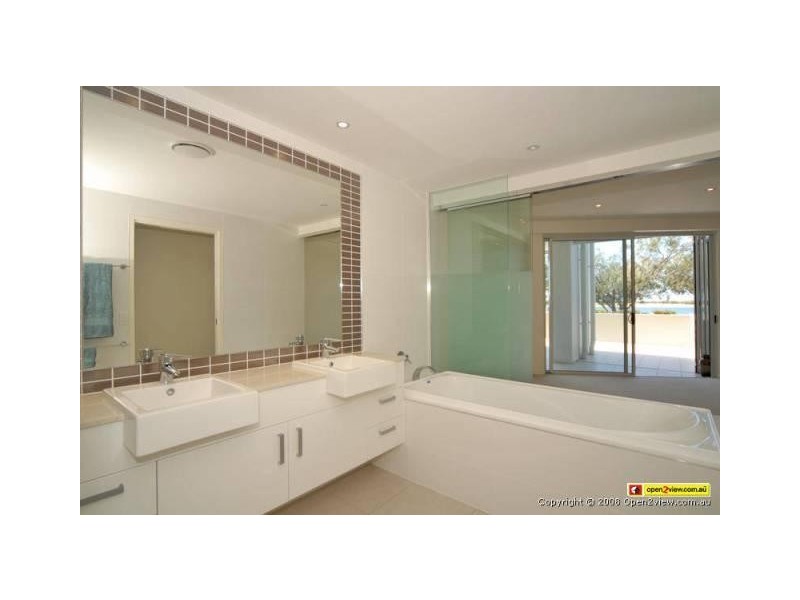 2 Rovea, Oxley Street, Golden Beach QLD 4551