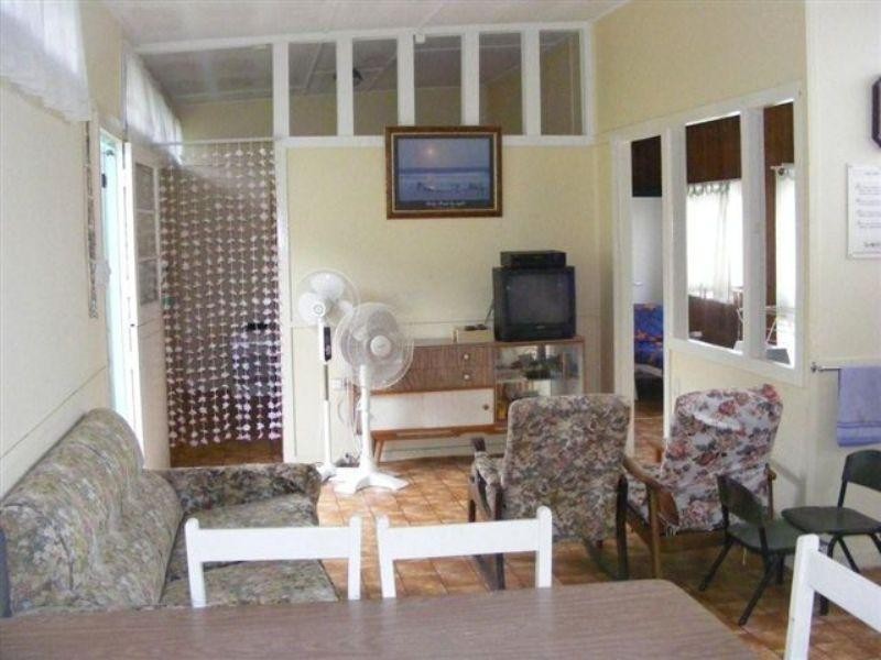 2 Henzell Street, Dicky Beach QLD 4551