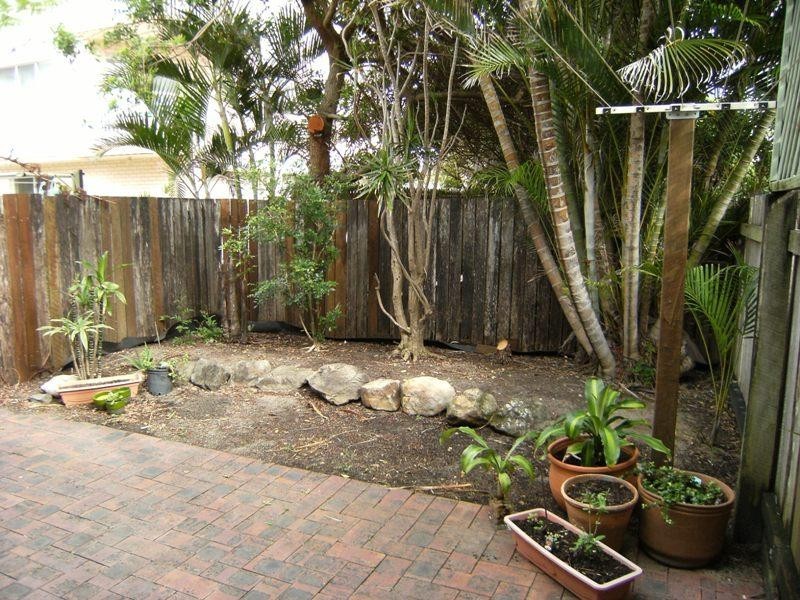 2/22 Yaringa Avenue, Buddina QLD 4575