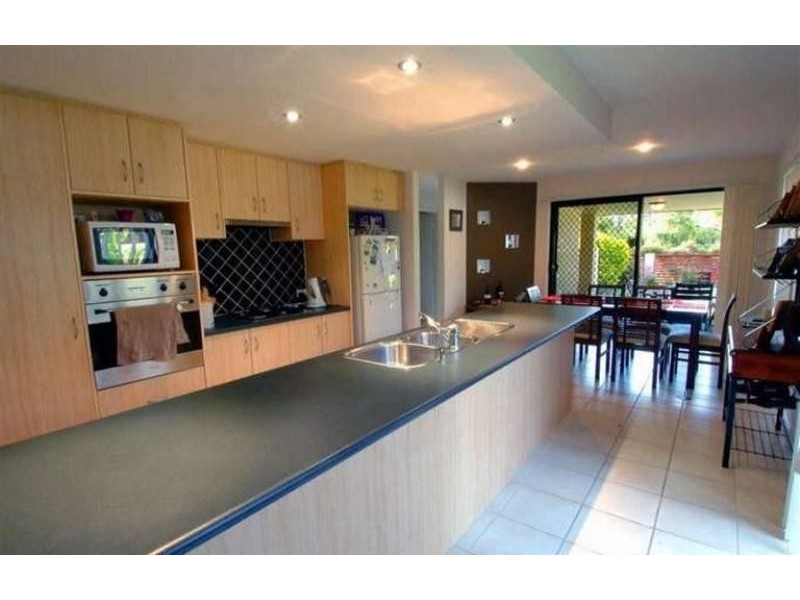 6 Wisteria Place, Currimundi QLD 4551