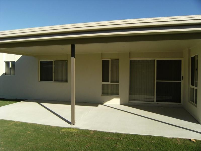 24 Crater Street, Caloundra West QLD 4551