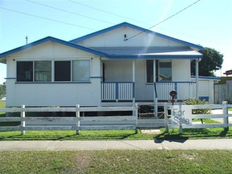 25 Regent Street, Caloundra QLD 4551