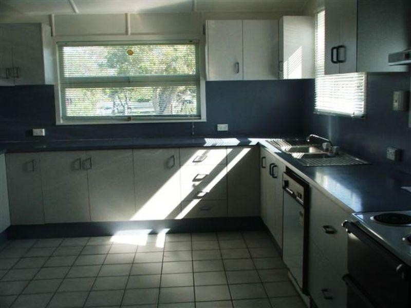 25 Regent Street, Caloundra QLD 4551