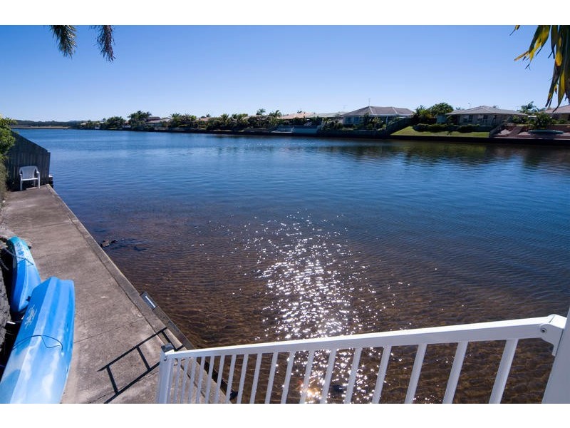 1 Baanya Street, Wurtulla QLD 4575