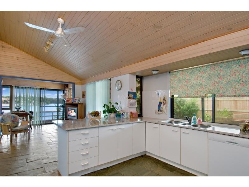 37 Boolagi Drive, Wurtulla QLD 4575