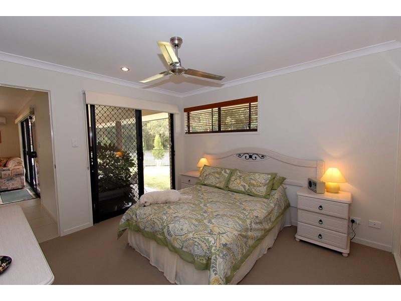 11 Greensboro Place, Little Mountain QLD 4551