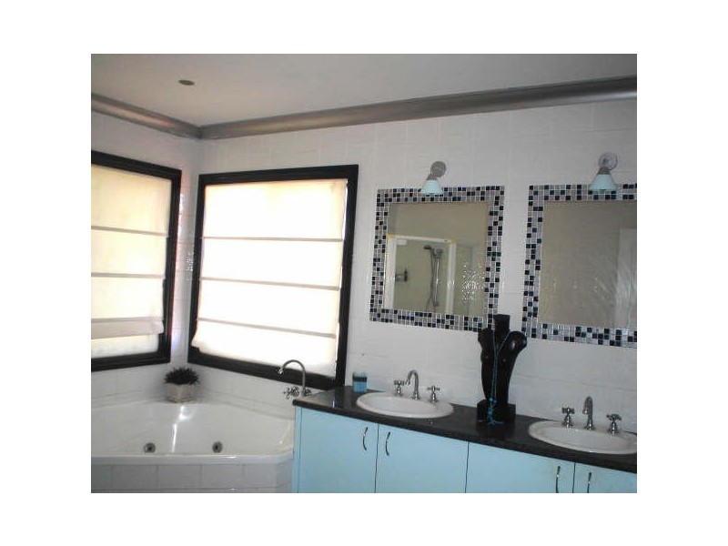 16 Tibrogargan Place, Pelican Waters QLD 4551