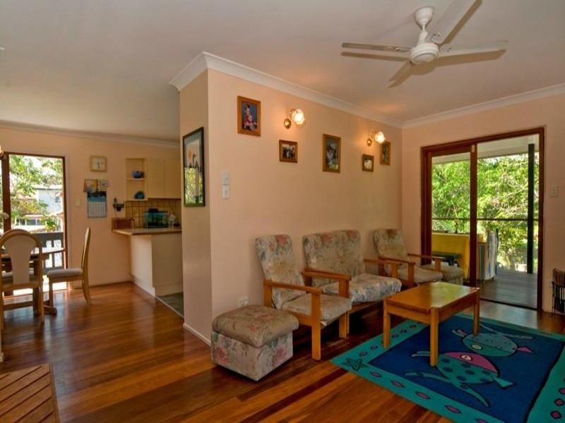 27 William Street, Moffat Beach QLD 4551
