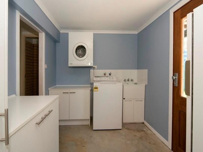 27 William Street, Moffat Beach QLD 4551