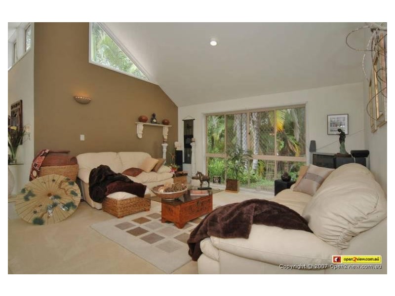 7 Brolga Court, Little Mountain QLD 4551
