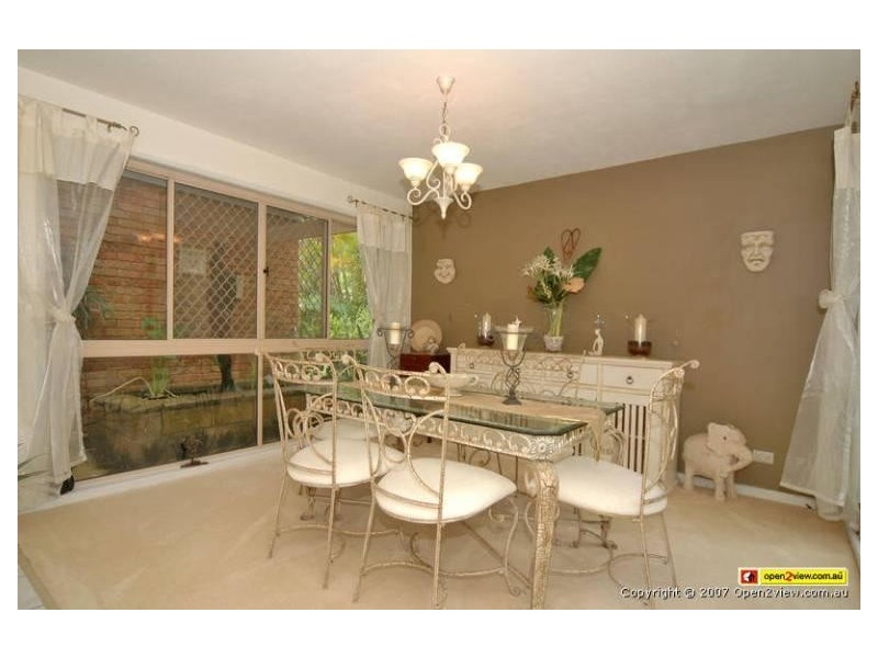 7 Brolga Court, Little Mountain QLD 4551