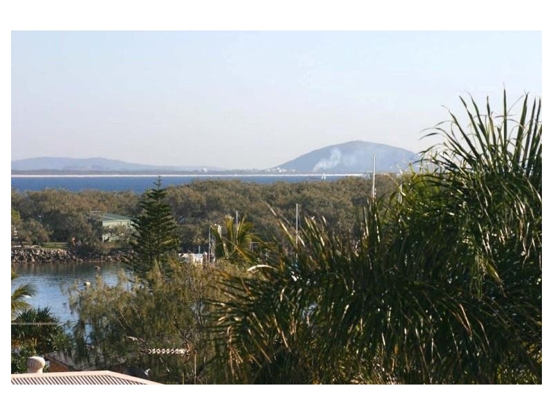 15 Parkana Crescent, Buddina QLD 4575