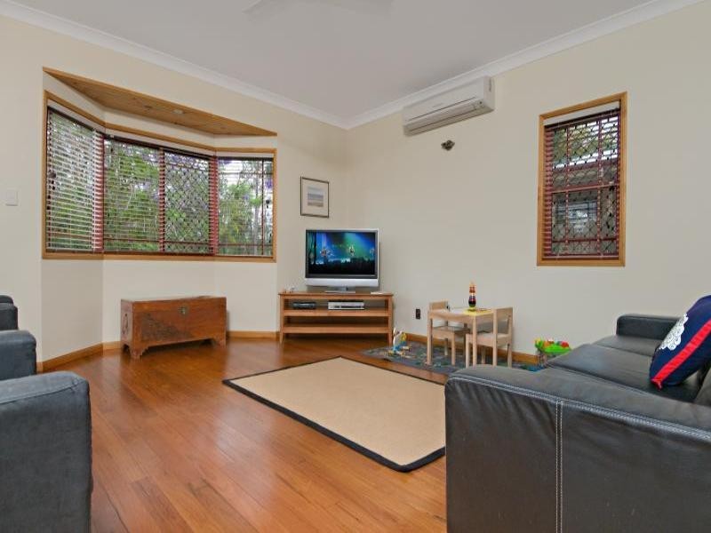 18 Parklands Boulevard, Little Mountain QLD 4551