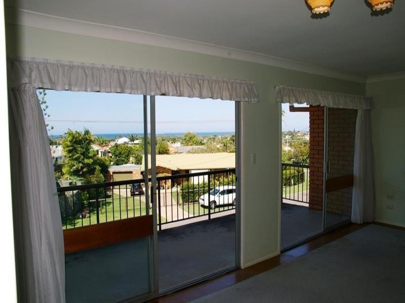 35 Culla Culla Street, Battery Hill QLD 4551
