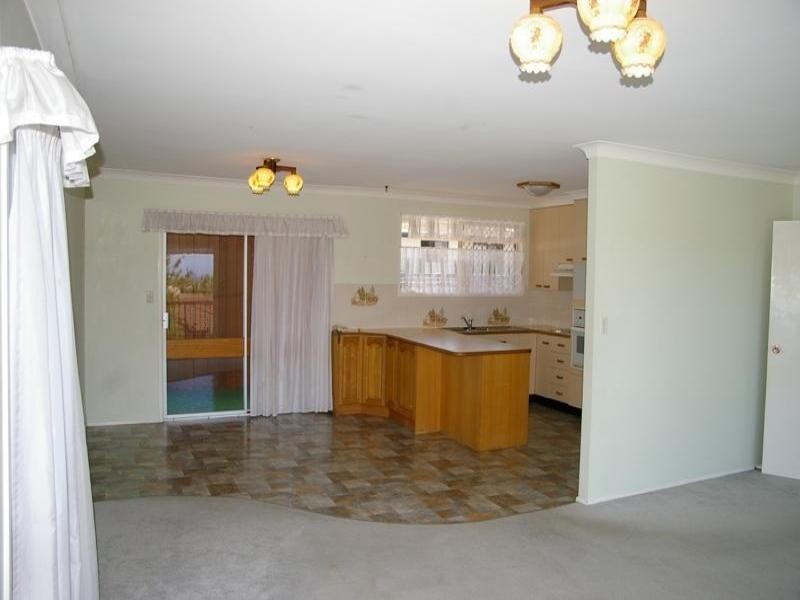 35 Culla Culla Street, Battery Hill QLD 4551