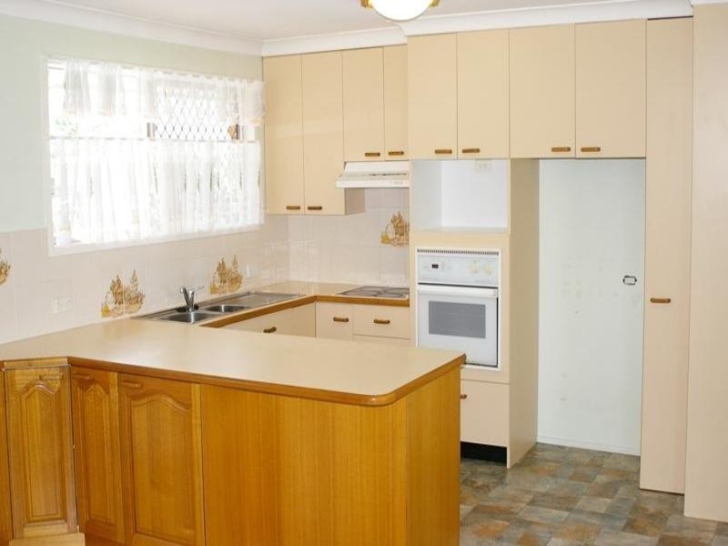 35 Culla Culla Street, Battery Hill QLD 4551