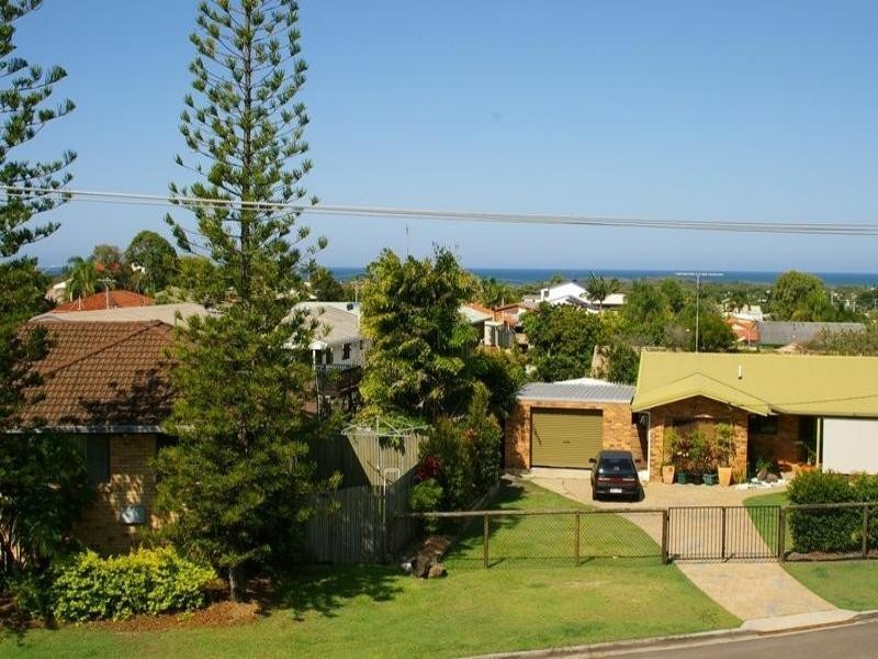 35 Culla Culla Street, Battery Hill QLD 4551