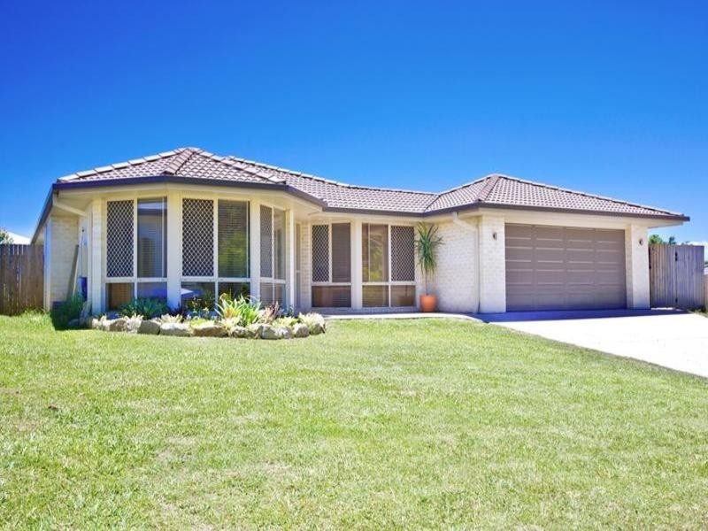 8 Maddock Avenue, Mooloolah Valley QLD 4553