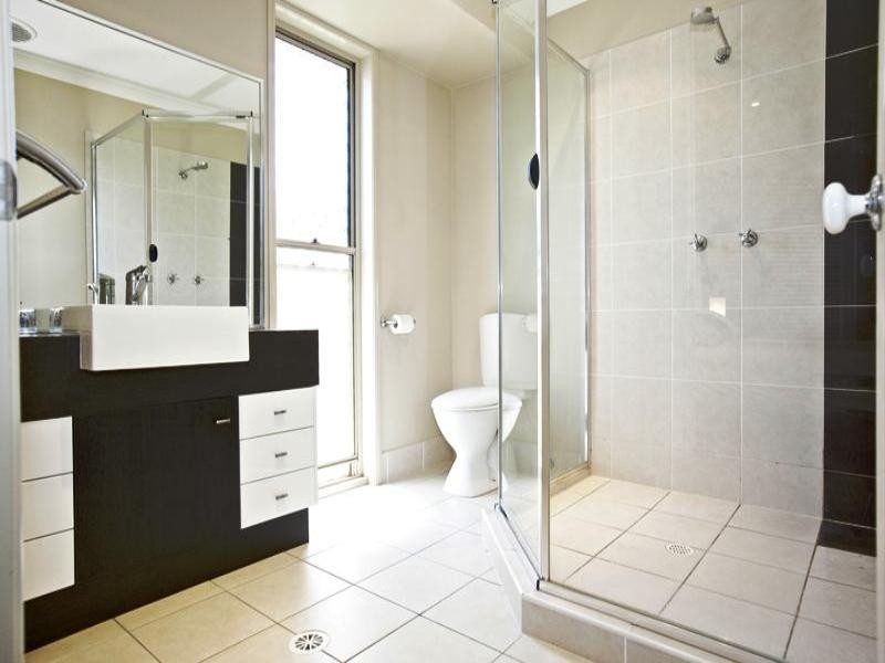 8 Maddock Avenue, Mooloolah Valley QLD 4553